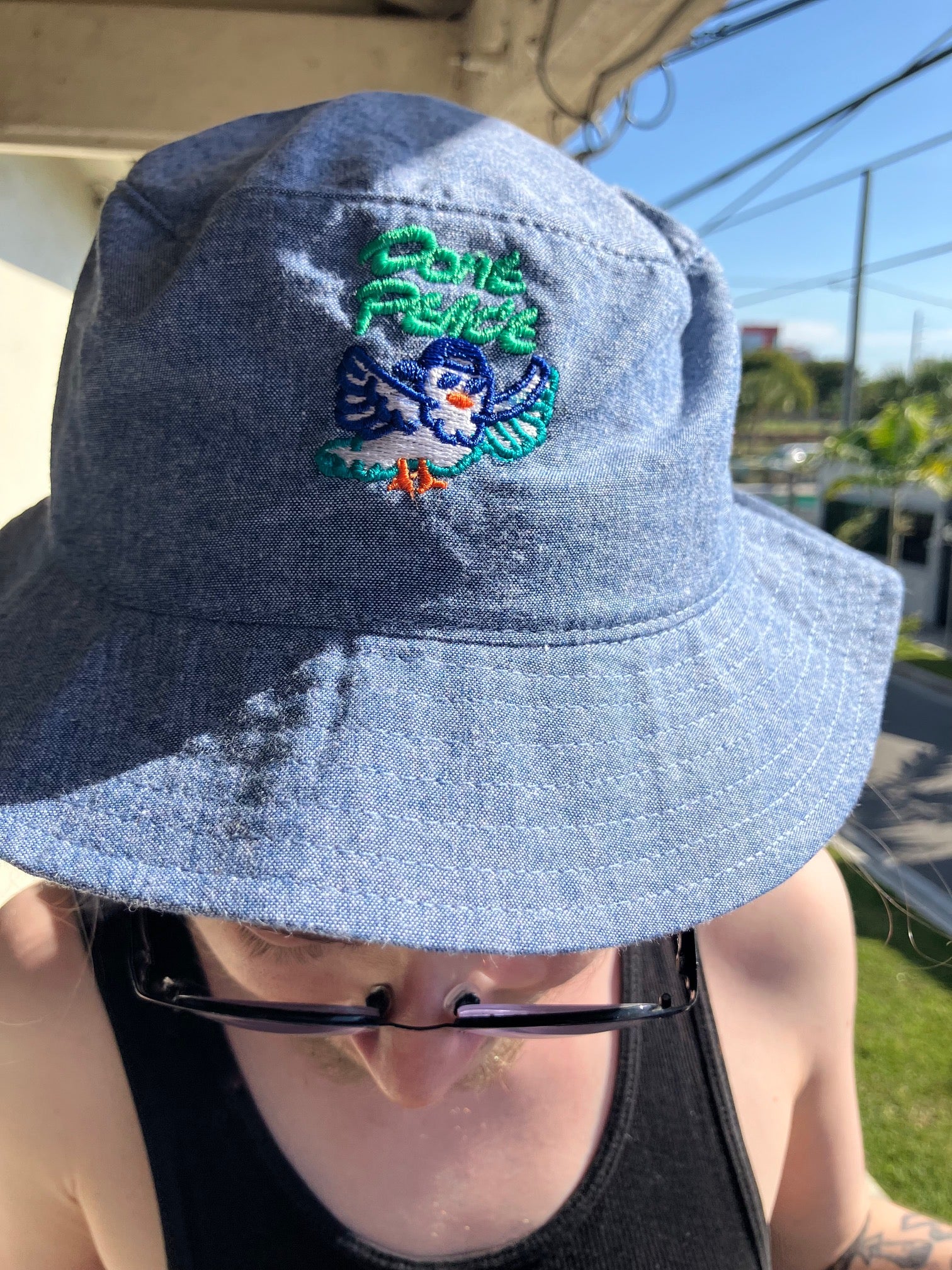 DOME PEACE Limited Embroidery Chambray Bucket Hat